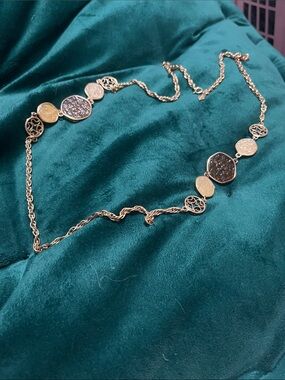 Sarah Coventry vintage necklace